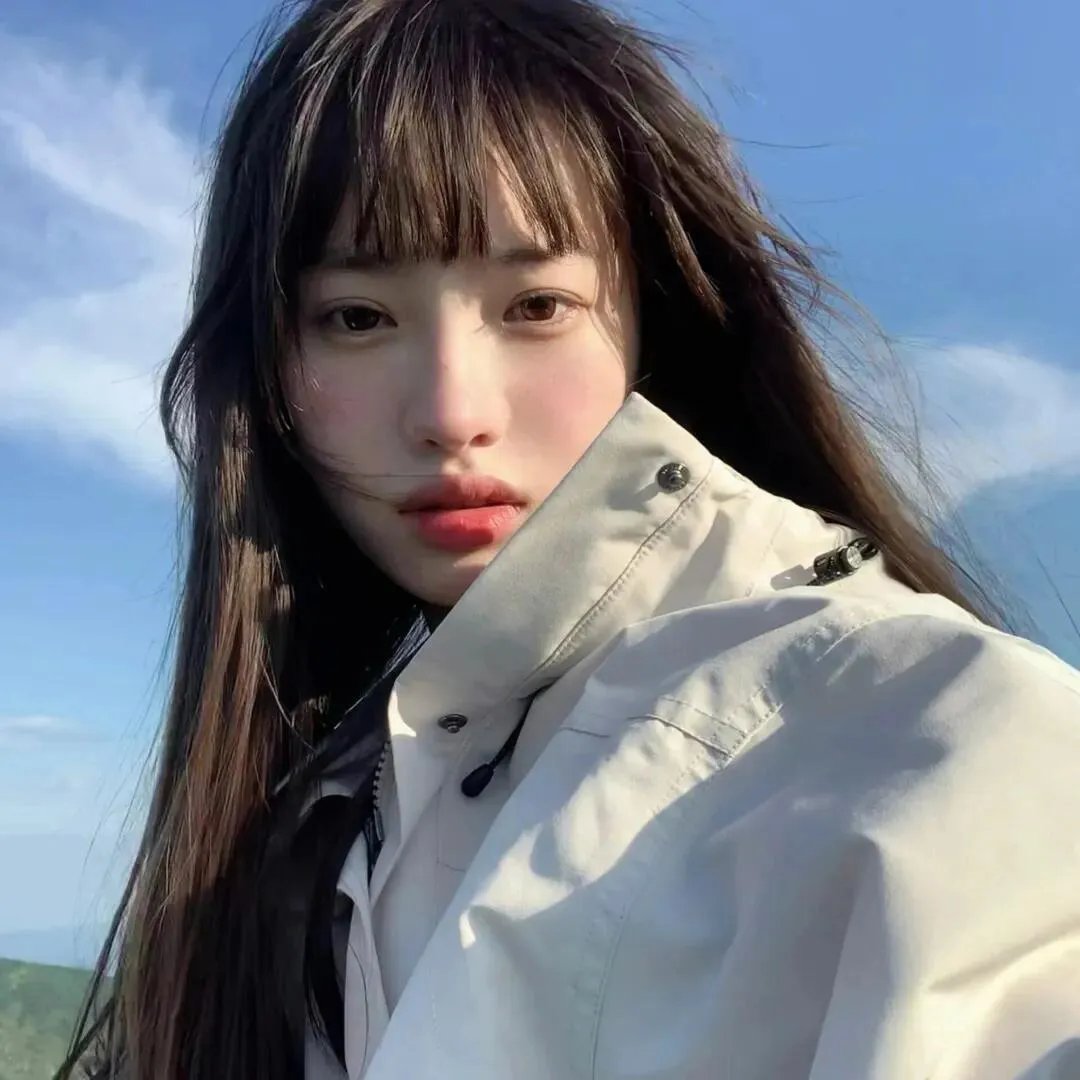 彩凤云裳